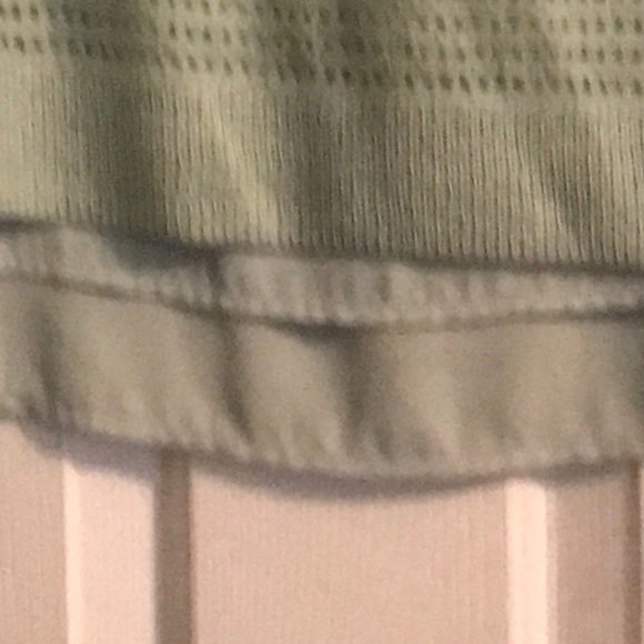 Shirt - Picture 3 of 4